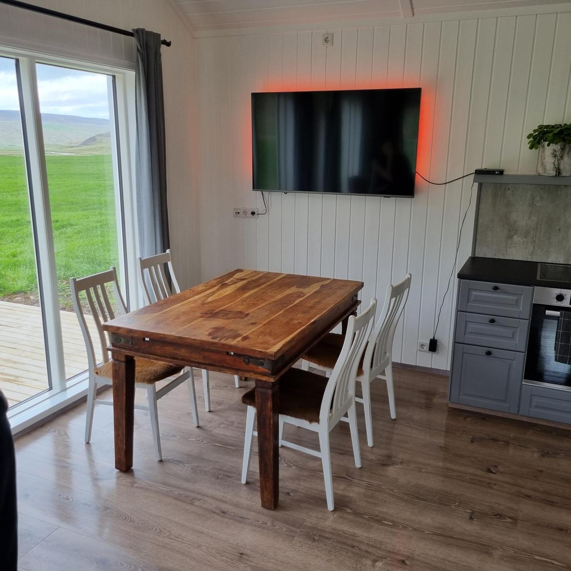 Cottage - Two Bedrooms Blonduos Δωμάτιο φωτογραφία